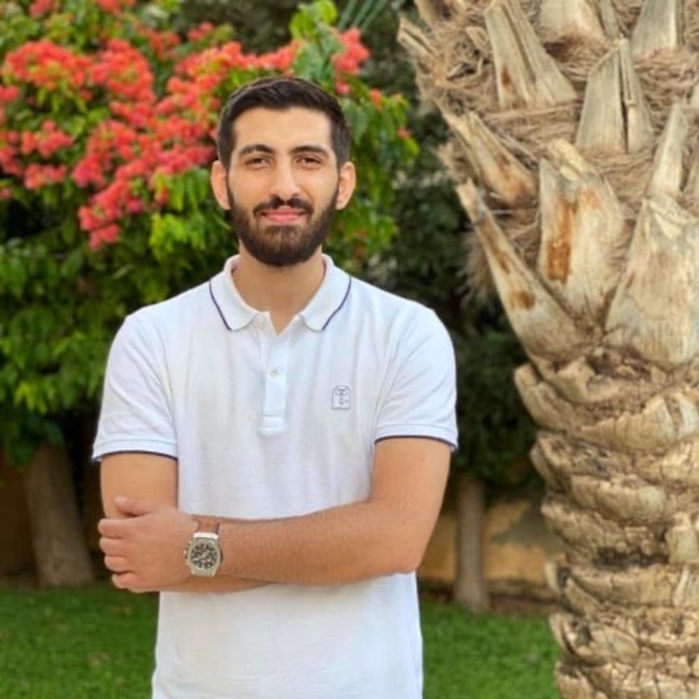 Meet your Posher, Ahmad
